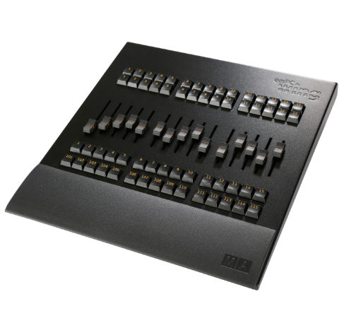 MA onPC fader wing 燈光控台